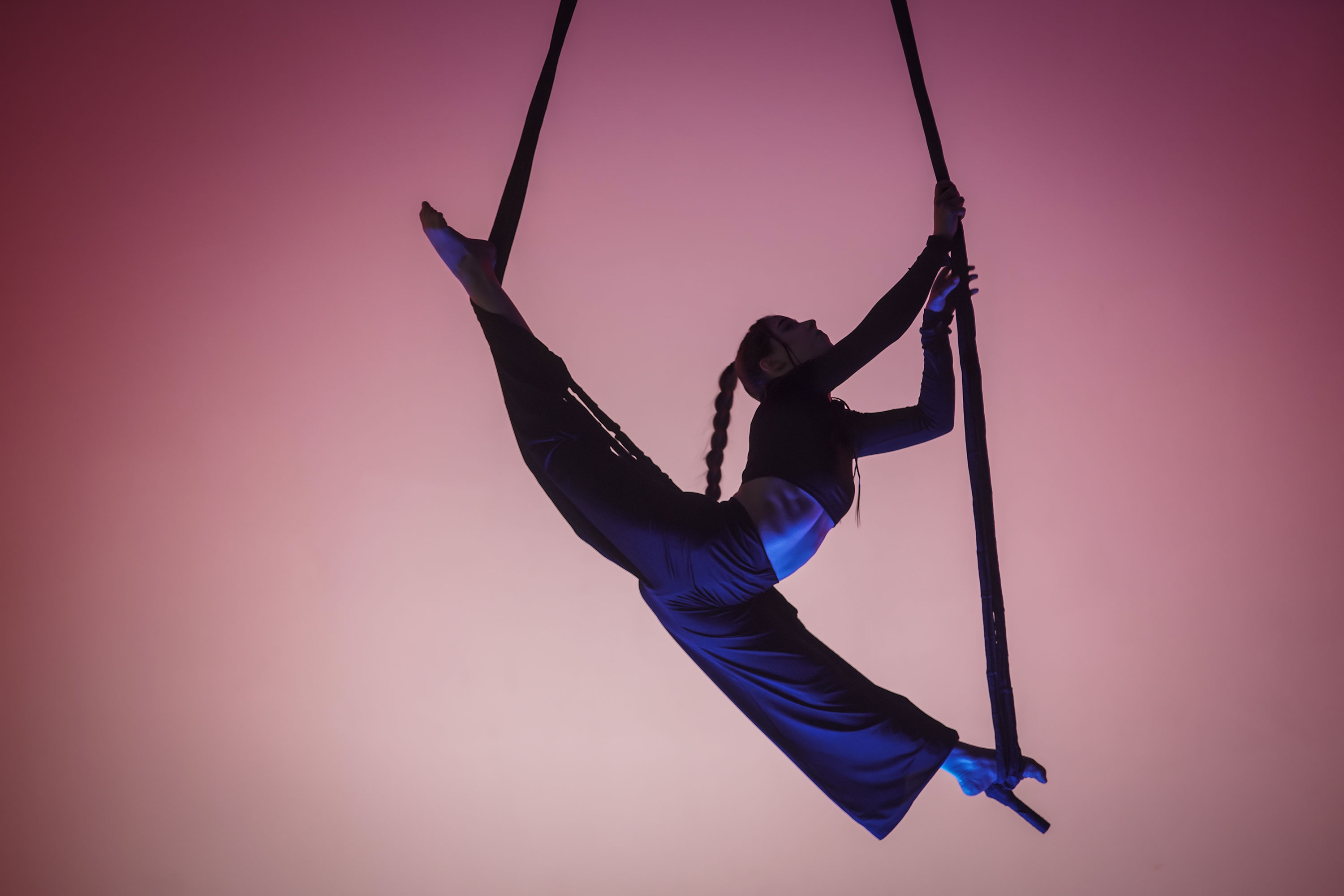 Shutterstock 2418860423